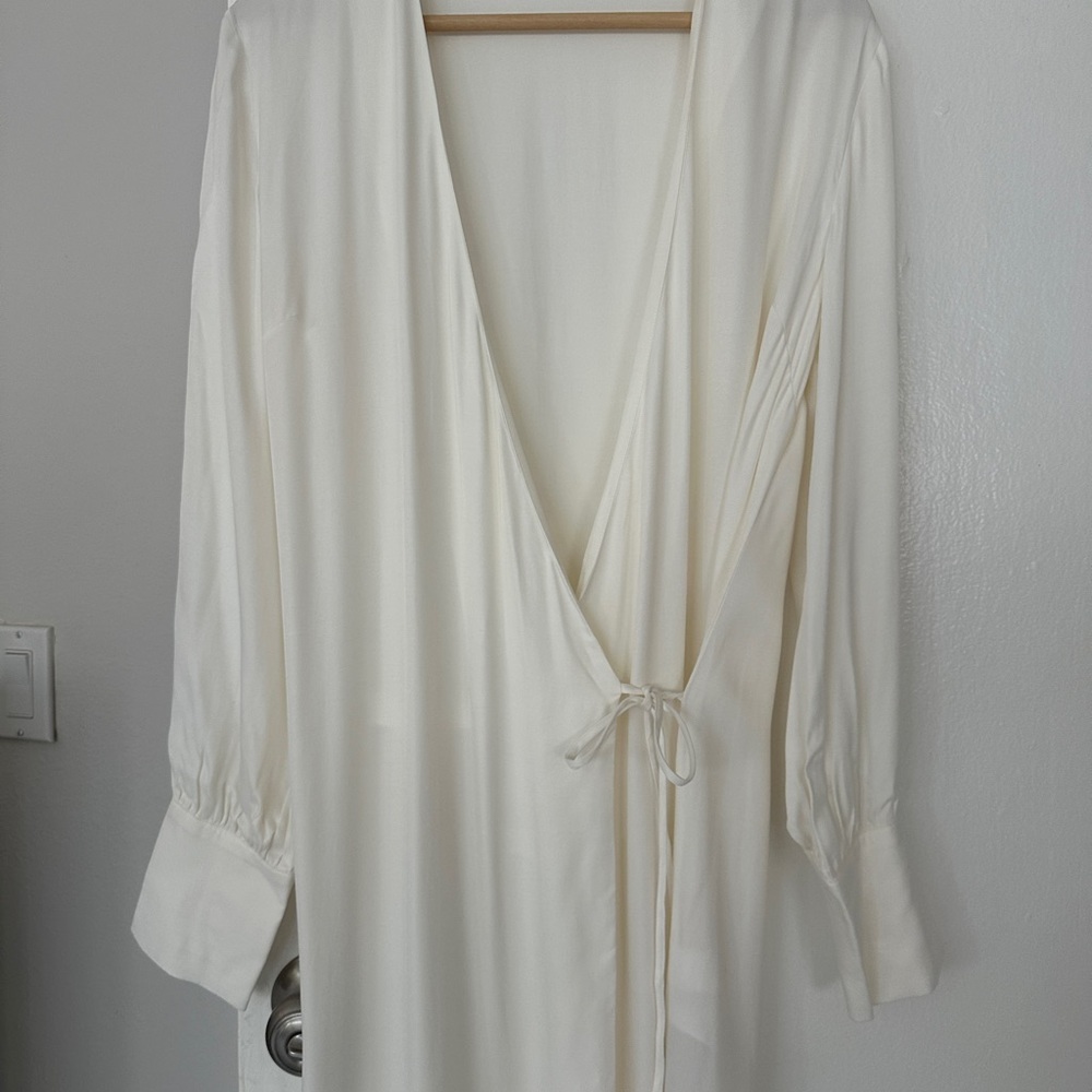 Zara Cream Wrap Robe - Picture 2 of 7